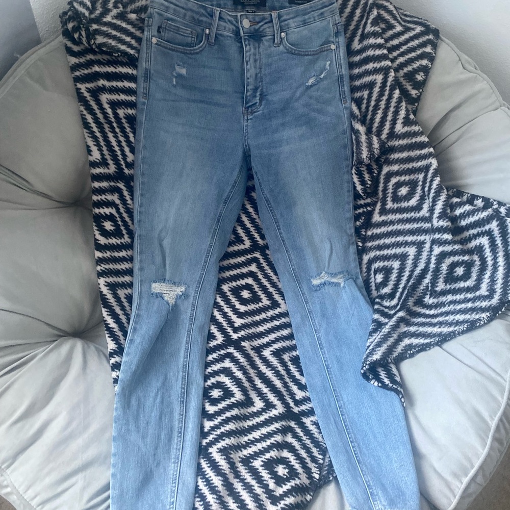 🦋🦋New w/out tags🦋🦄 JUDY BLUE JEAN